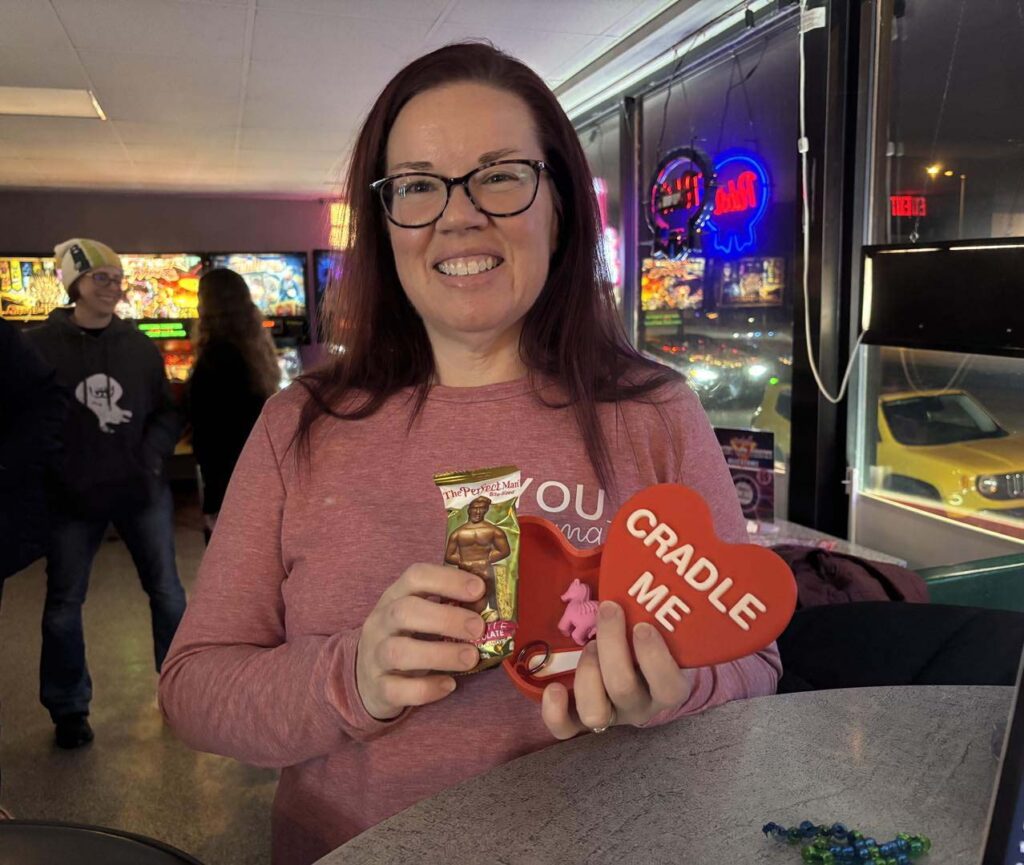 Holding prizes from pinball